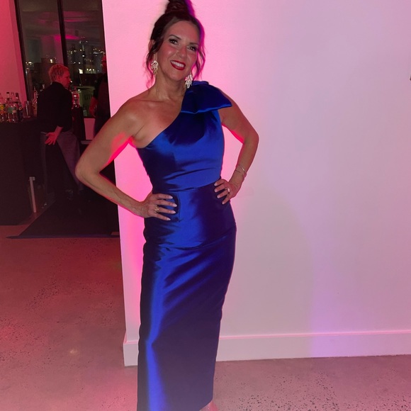 https://www.saksfifthavenue.com/en/16974051.html?site_refer=EML3349TRIGTRAN